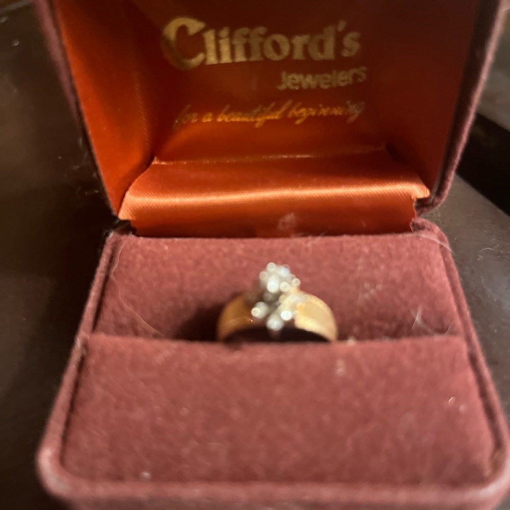 Estate diamond ring size 4/12 to 5